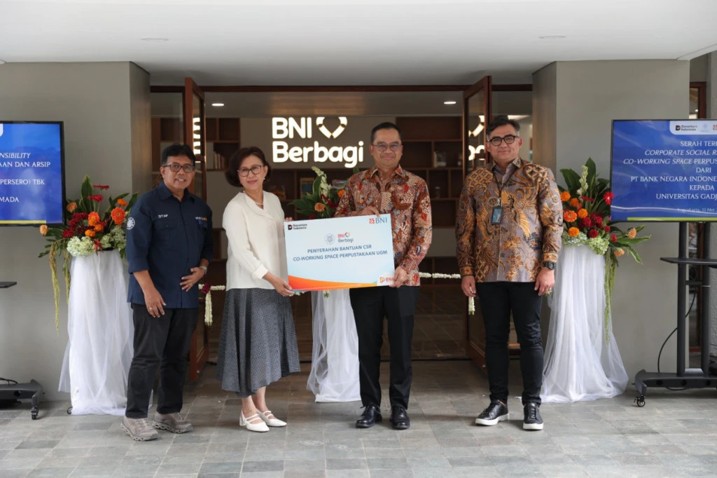 universitas gadjah mada, ugm, kampus, perguruan tinggi, mahasiswa, dosen, webometrics